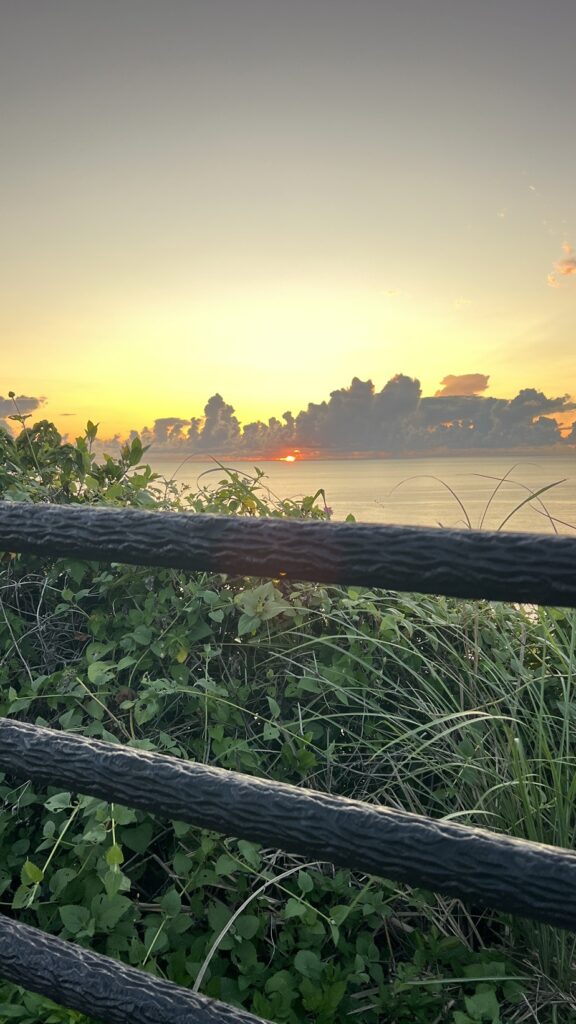 宮古島の日の入り